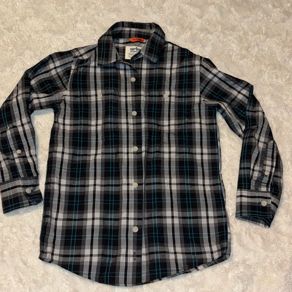 Boys Size Small Urban Pipeline Blue and Black Plaid Button Front Shirt